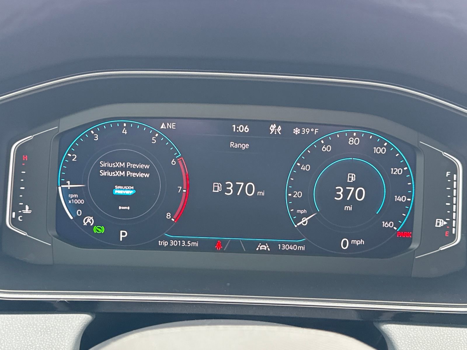 Certified 2025 Volkswagen Jetta SEL image 24