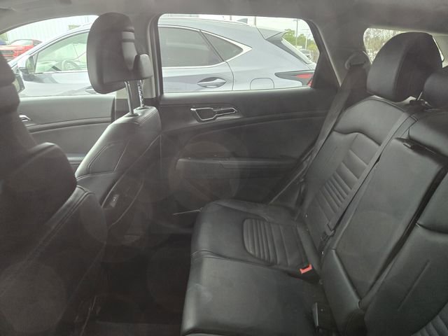 Used 2024 Kia Sportage SX image 3