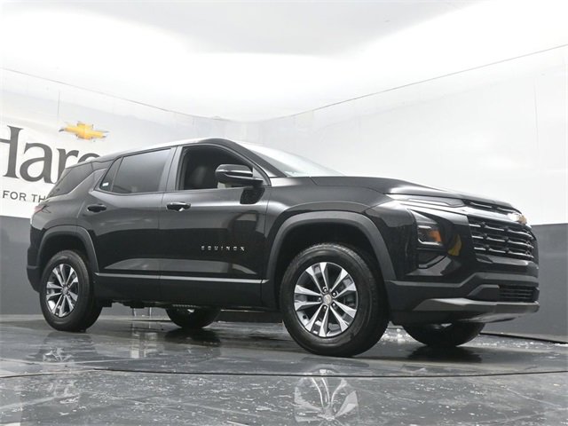 New 2026 Chevrolet Equinox LT w/ Convenience Package II image 2