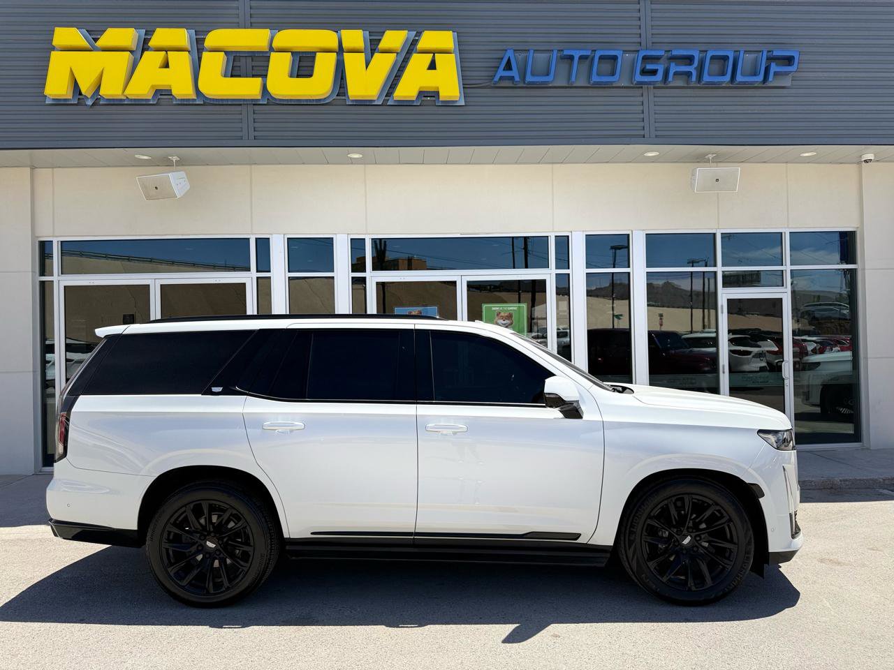 Used 2021 Cadillac Escalade Sport w/ Driver Assist Tech Package AWD/4WD image 1
