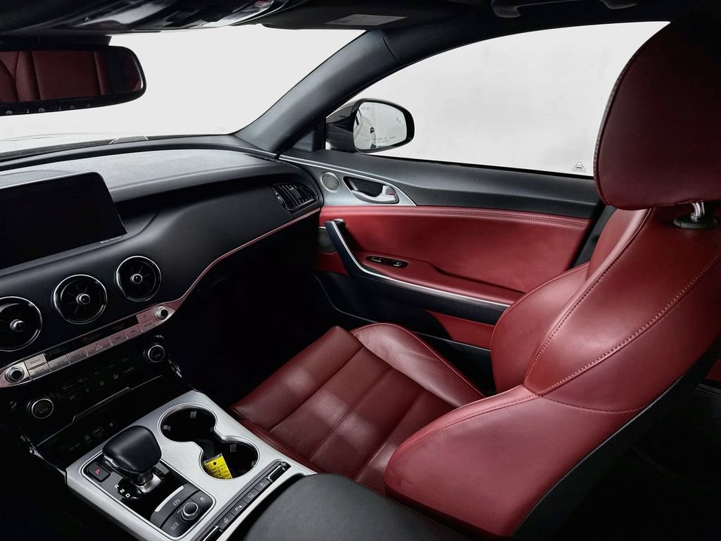 Used 2020 Kia Stinger GT2 AWD/4WD image 24