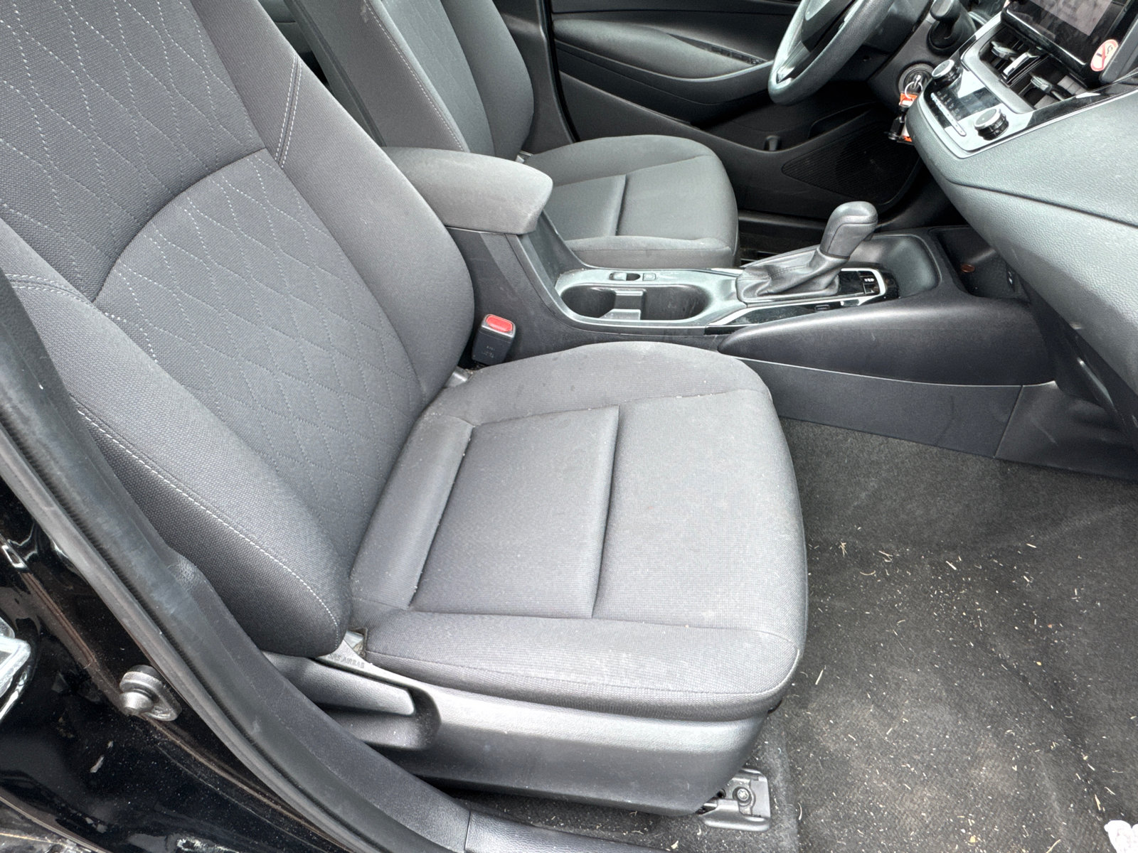 Used 2024 Toyota Corolla LE FWD image 11