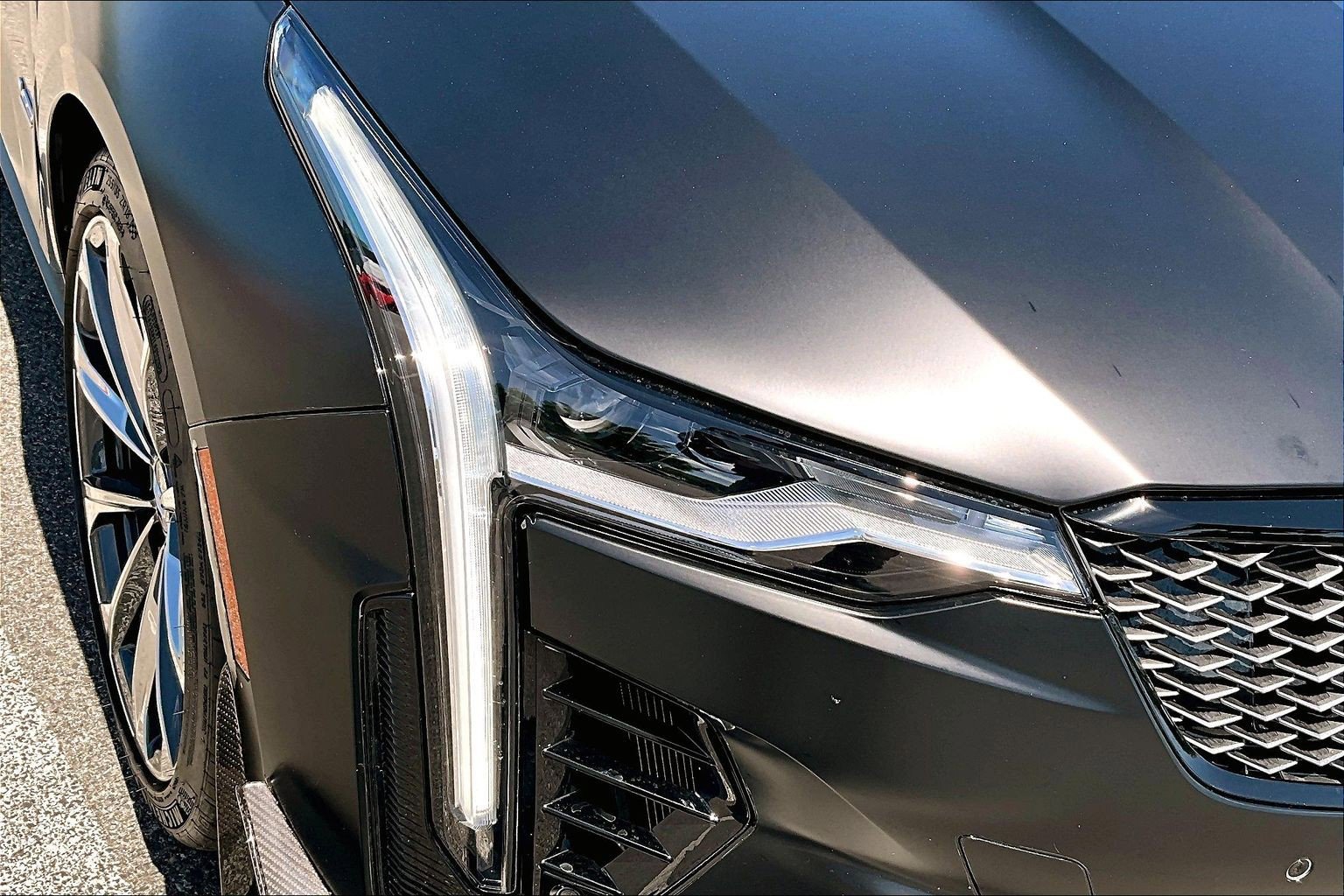 Used 2026 Cadillac CT4 V Blackwing w/ Carbon Fiber 1 Package RWD image 32