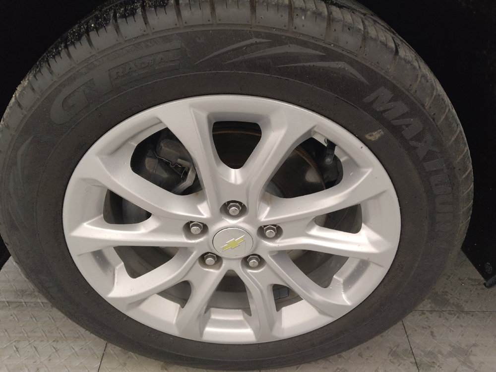 Used 2019 Chevrolet Equinox LS image 31