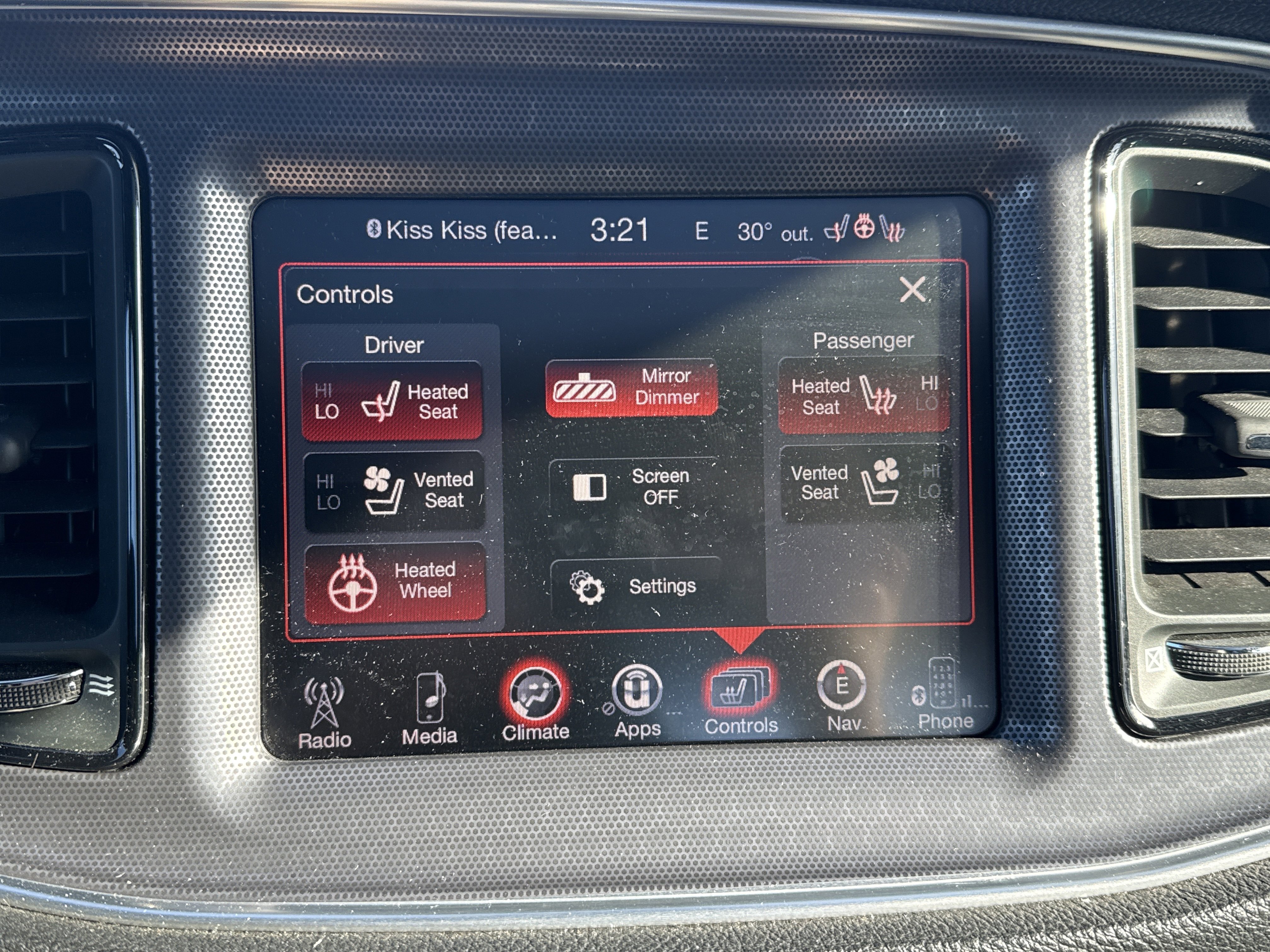 Used 2016 Dodge Challenger SRT w/ Technology Group image 29