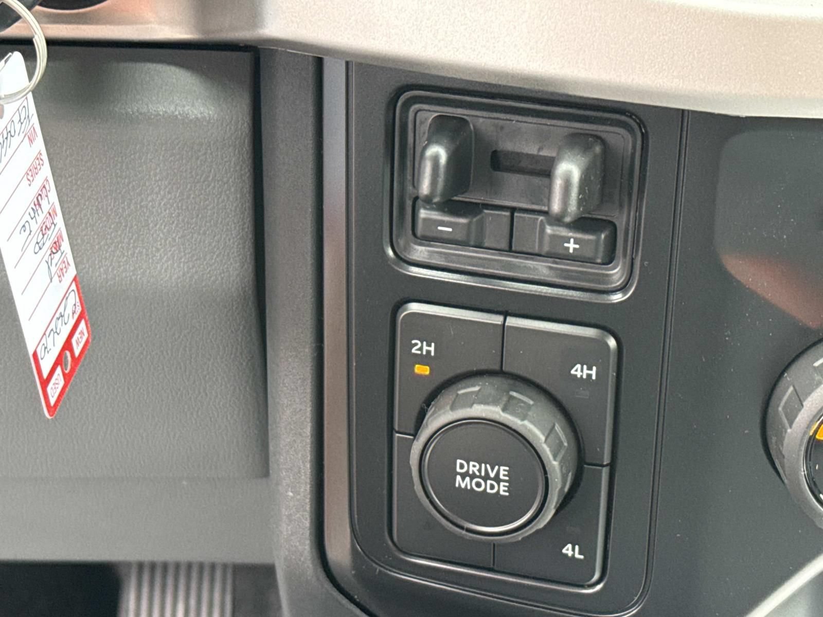 New 2026 Ford F550 4x4 Crew Cab Super Duty image 17