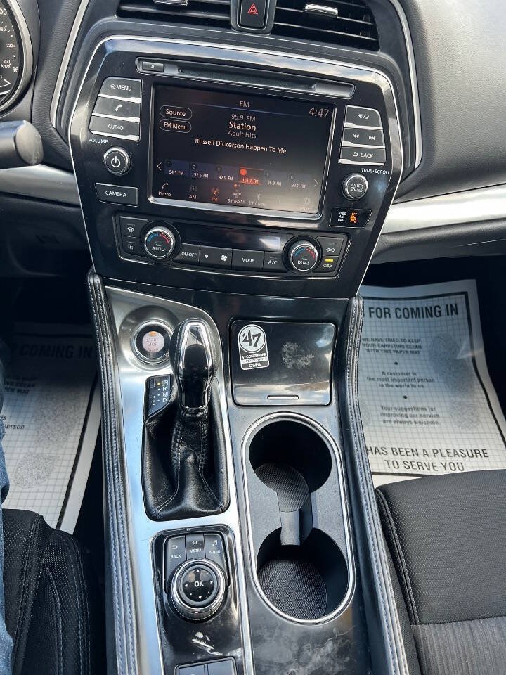 Used 2019 Nissan Maxima 3.5 S w/ Floor Mat Group FWD image 29