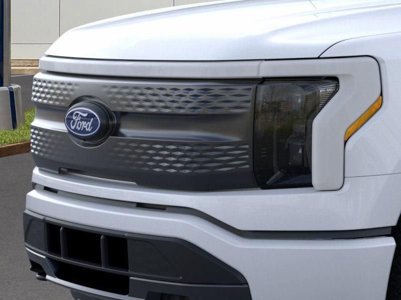 New 2025 Ford F150 Lightning XLT image 17