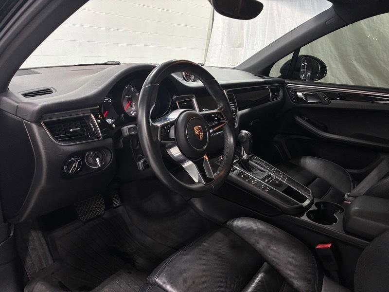 Used 2015 Porsche Macan S AWD/4WD image 12