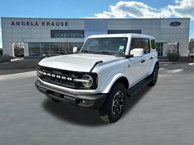 New 2026 Ford Bronco Outer Banks image 3