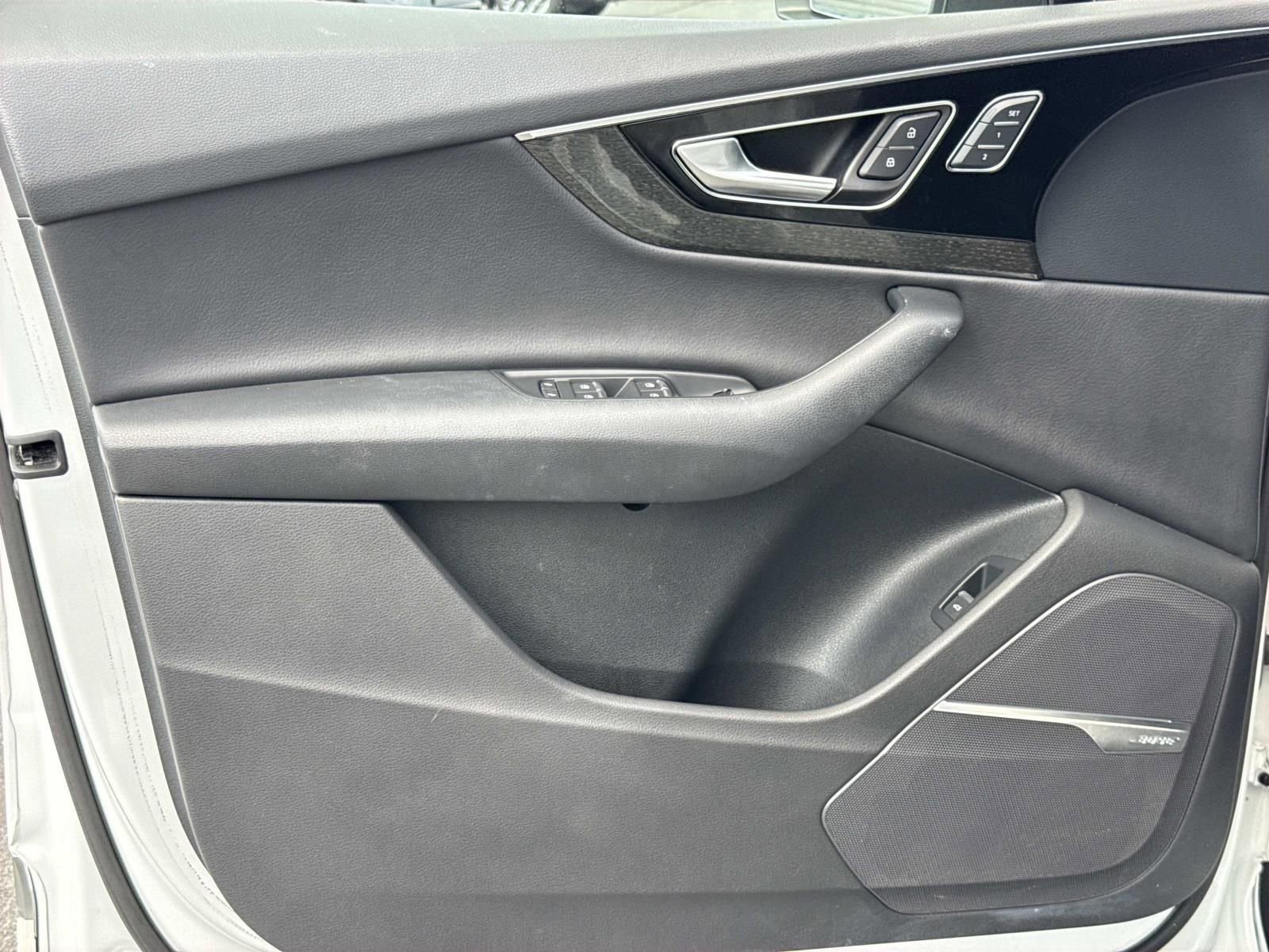 Used 2019 Audi Q7 3.0T Premium Plus image 23