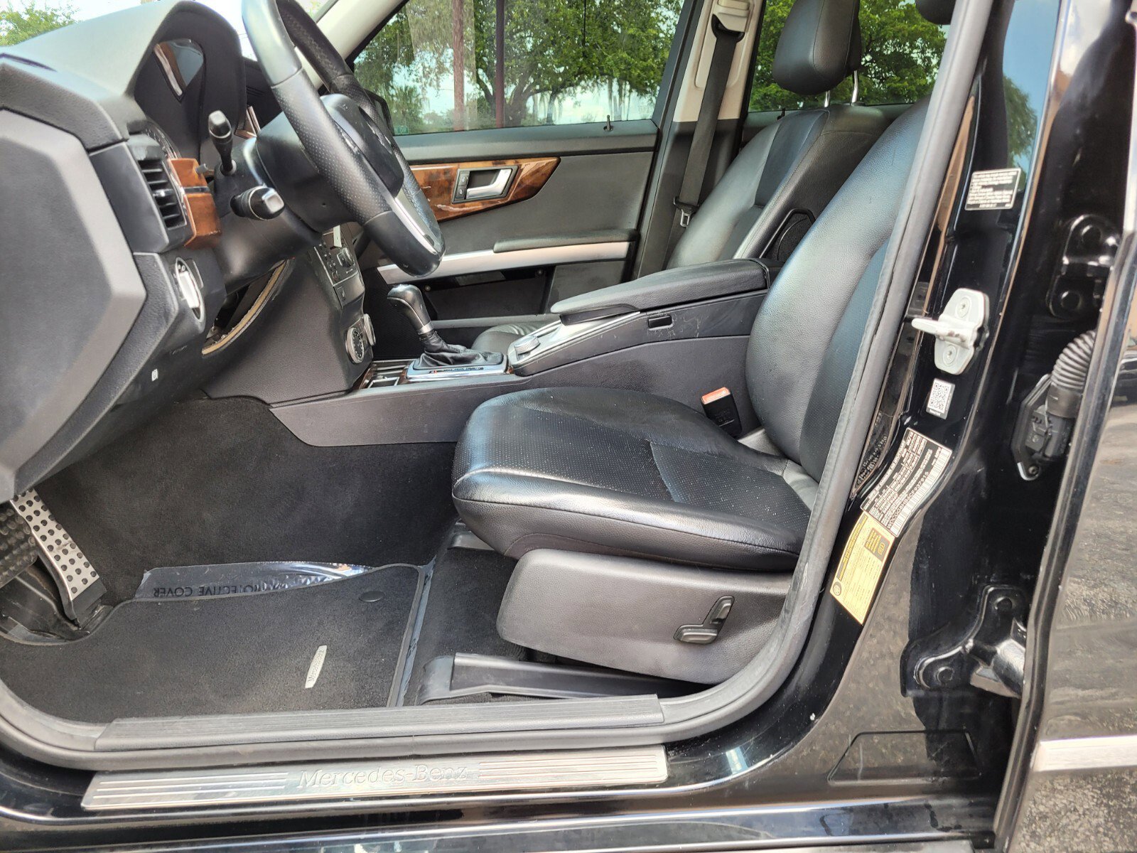 Used 2012 Mercedes-Benz GLK 350 4MATIC image 4