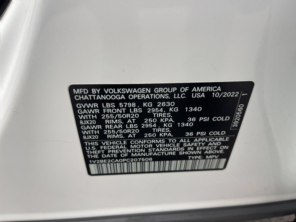 Used 2023 Volkswagen Atlas Cross Sport SEL AWD/4WD image 32