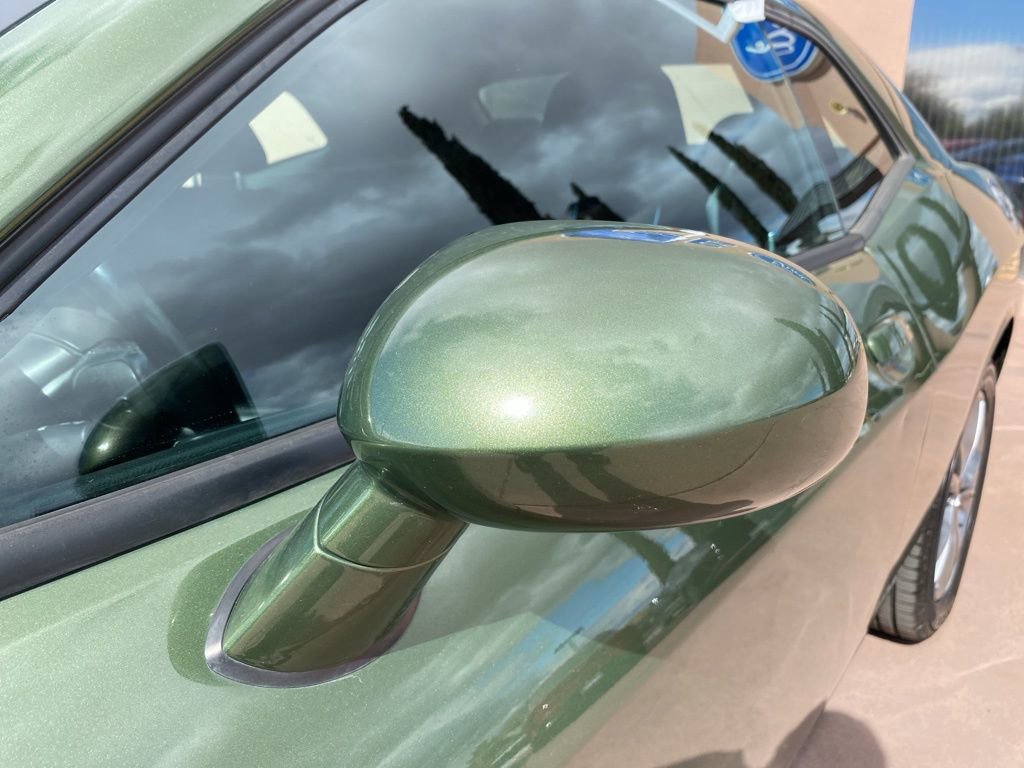 Used 2021 Dodge Challenger SXT image 4