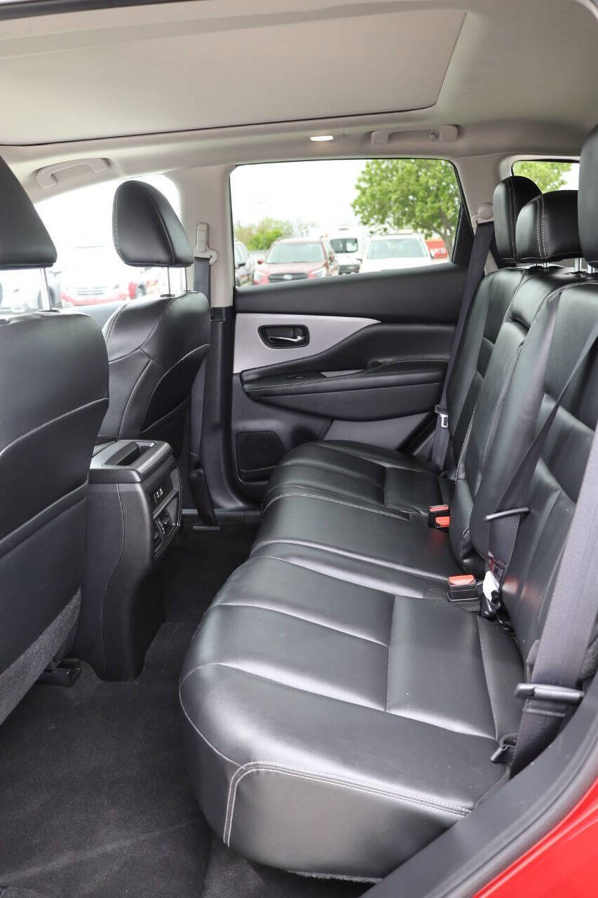 Used 2021 Nissan Murano SV w/ SV Special Edition Package AWD/4WD image 17