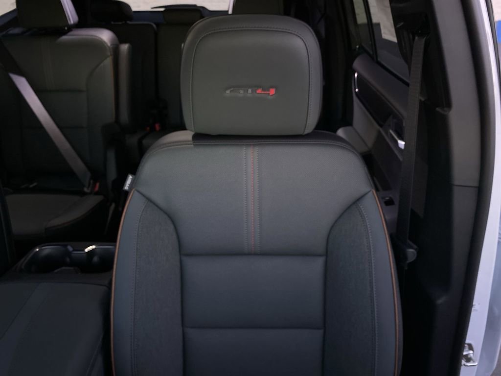 New 2026 GMC Acadia AT4 w/ Luxury Package image 33