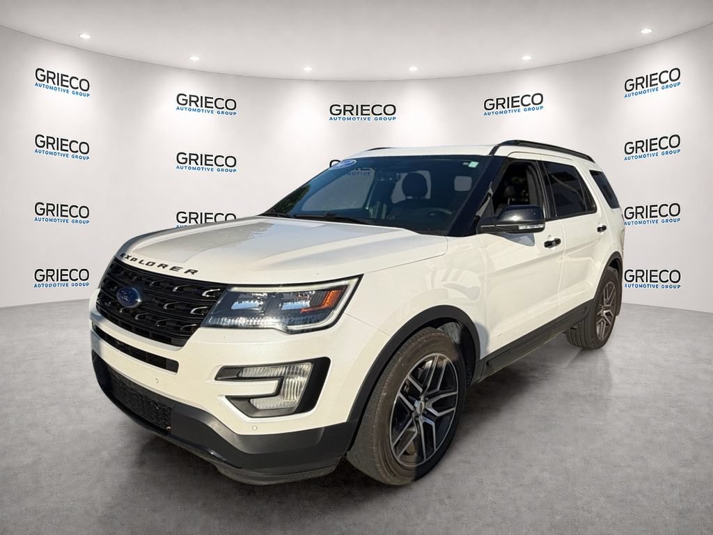 Used 2017 Ford Explorer Sport w/ Equipment Group 401A AWD/4WD image 3