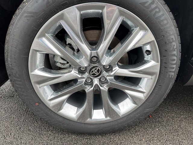Used 2026 Toyota Highlander Limited AWD/4WD image 6