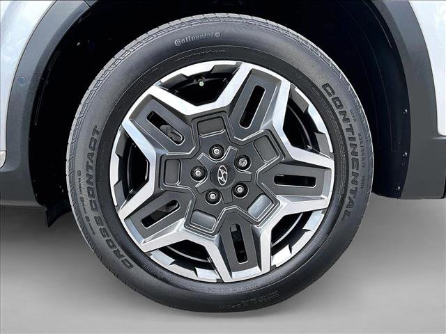 Used 2023 Hyundai Santa Fe Limited w/ Cargo Package image 10