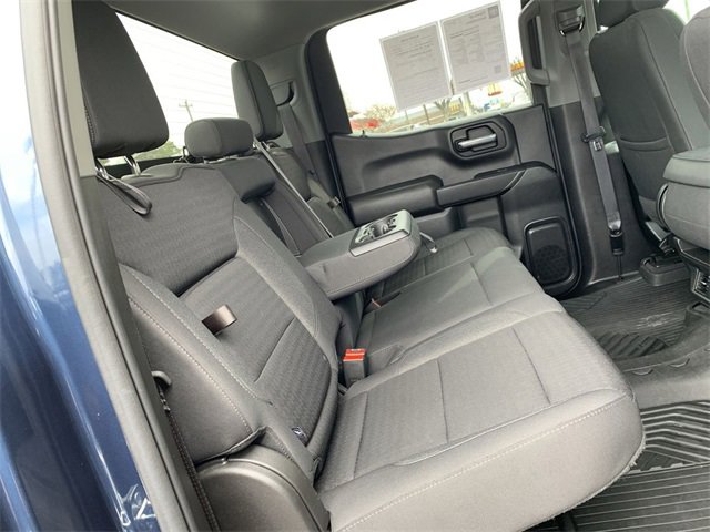 Used 2023 Chevrolet Silverado 1500 Custom image 12