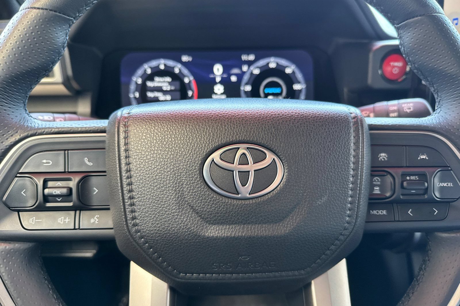 Certified 2025 Toyota 4Runner TRD Off-Road Premium AWD/4WD image 30