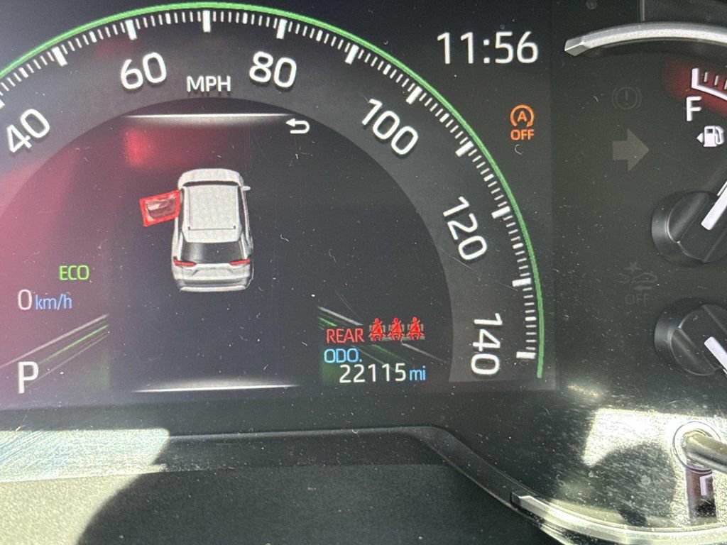 Used 2024 Toyota RAV4 LE FWD image 35