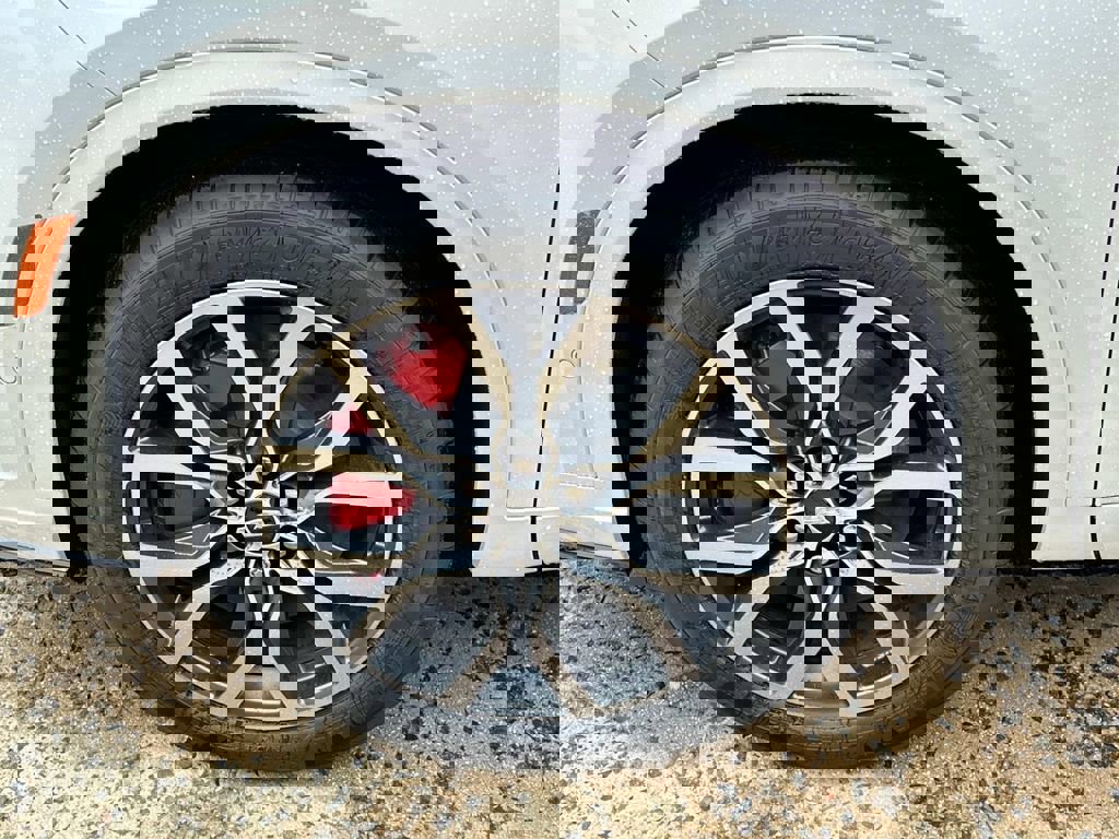 New 2025 Cadillac XT6 Sport w/ Platinum Package image 7