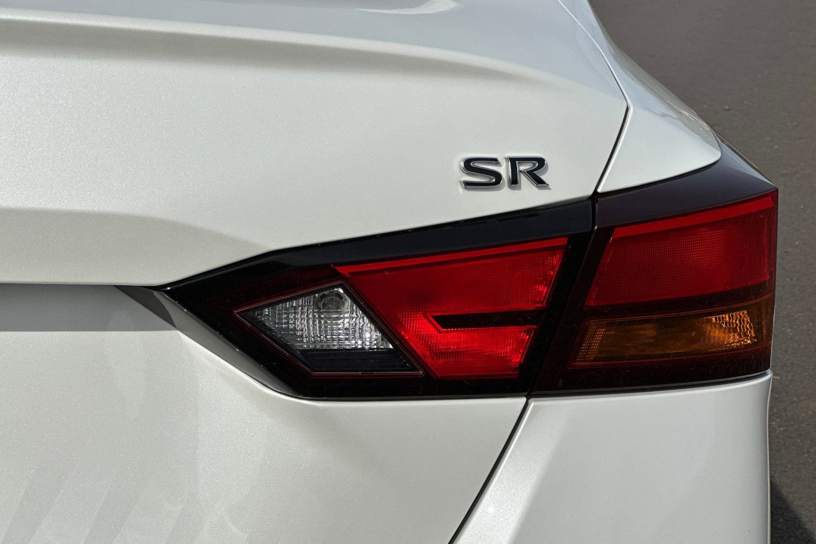 Used 2020 Nissan Altima 2.5 SR w/ Premium Package image 30