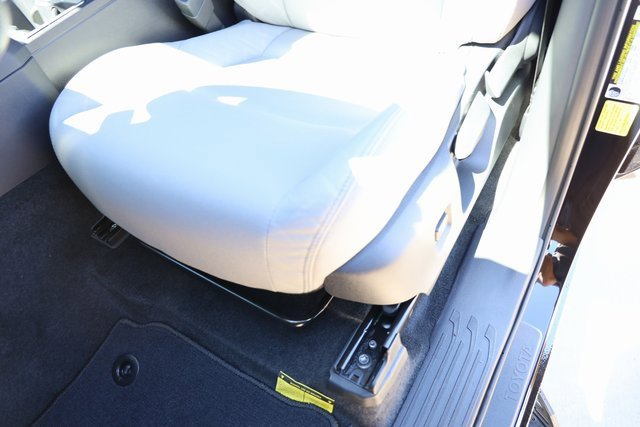 New 2025 Toyota Tacoma SR5 image 15