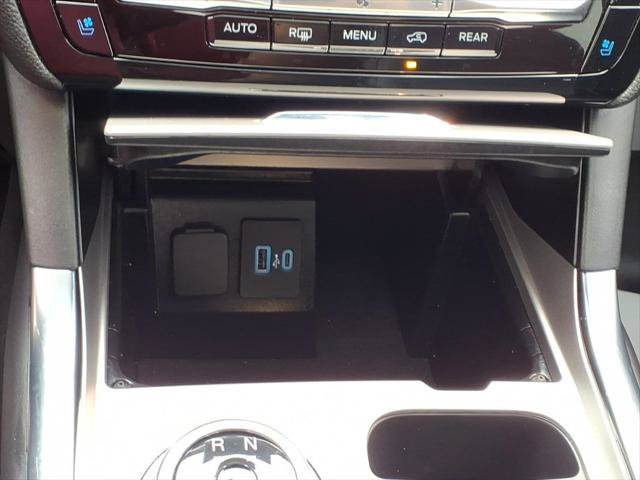 Used 2023 Ford Explorer Limited w/ Limited Technology Package AWD/4WD image 26