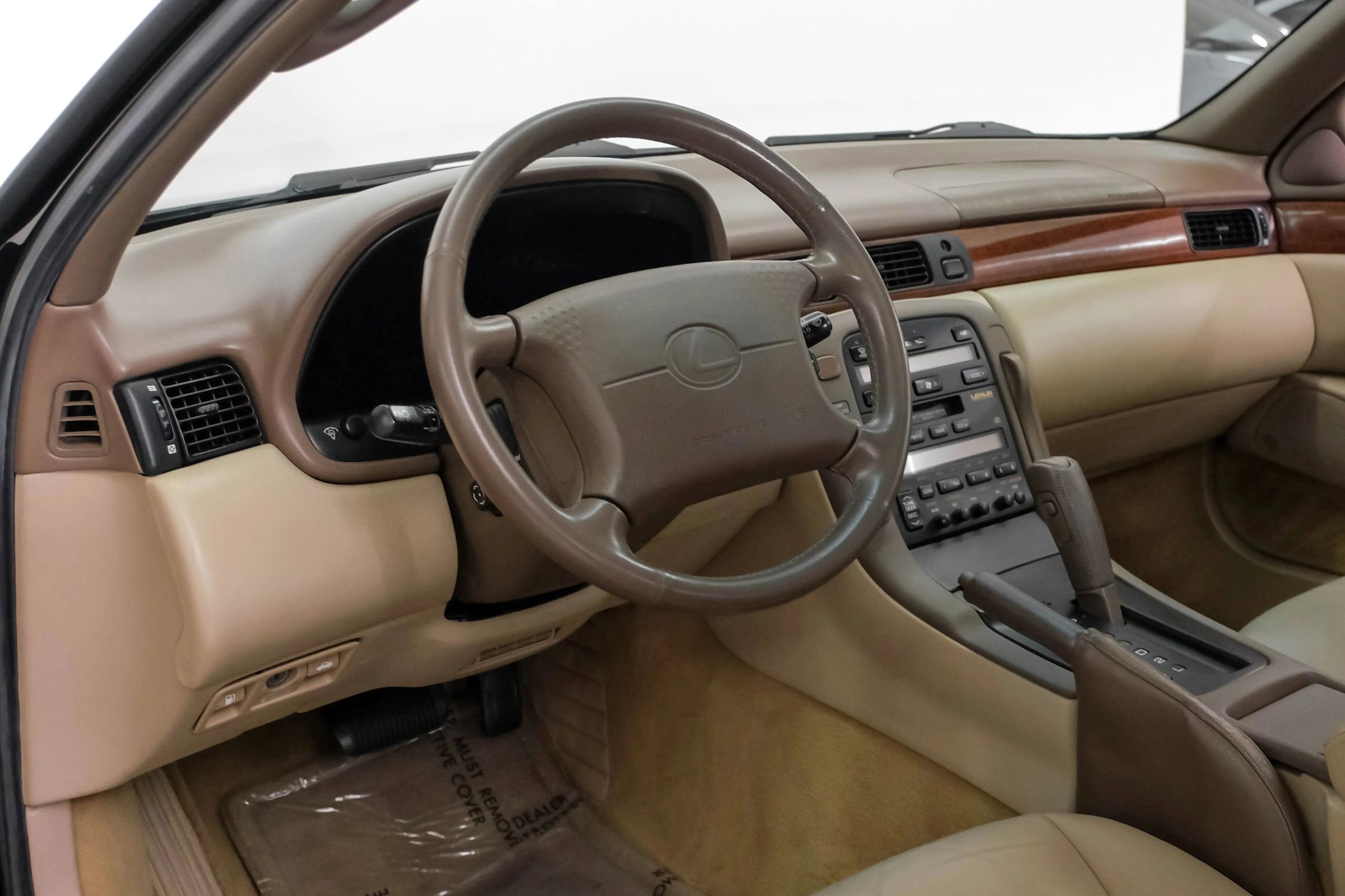 Used 1997 Lexus SC 400 Coupe image 2