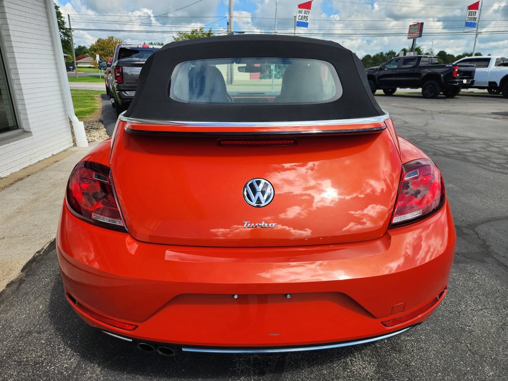 Used 2019 Volkswagen Beetle 2.0T SE FWD image 24