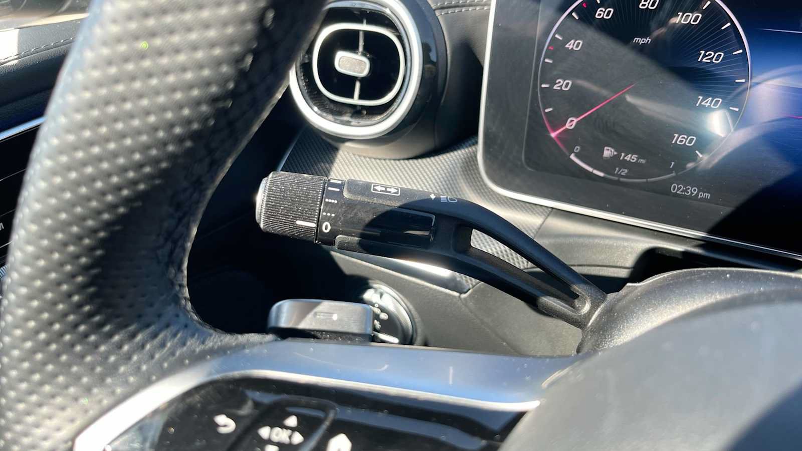 Used 2023 Mercedes-Benz C 300 4MATIC Sedan image 40