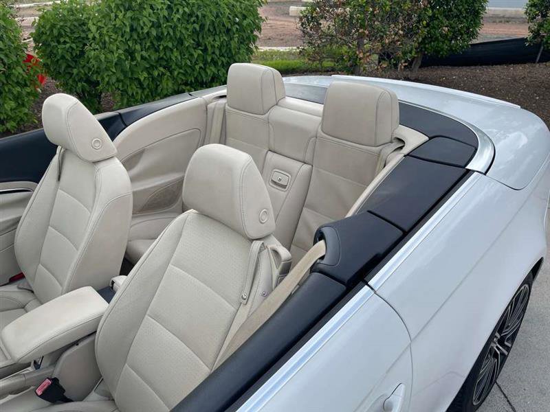 Used 2014 Volkswagen Eos FWD image 44