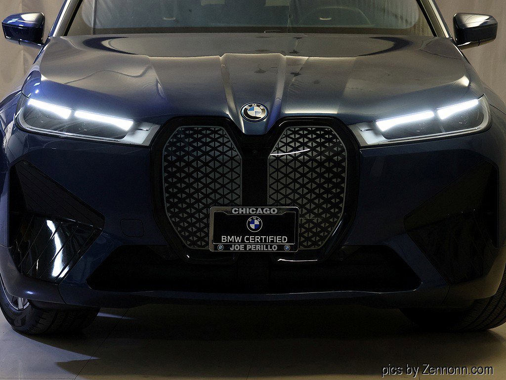 Certified 2023 BMW iX xDrive50 w/ Sport Package AWD/4WD image 6