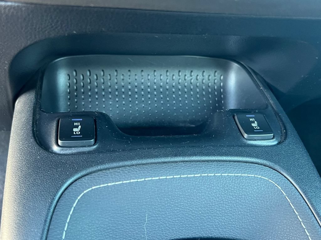 Used 2022 Toyota Corolla XSE FWD image 31