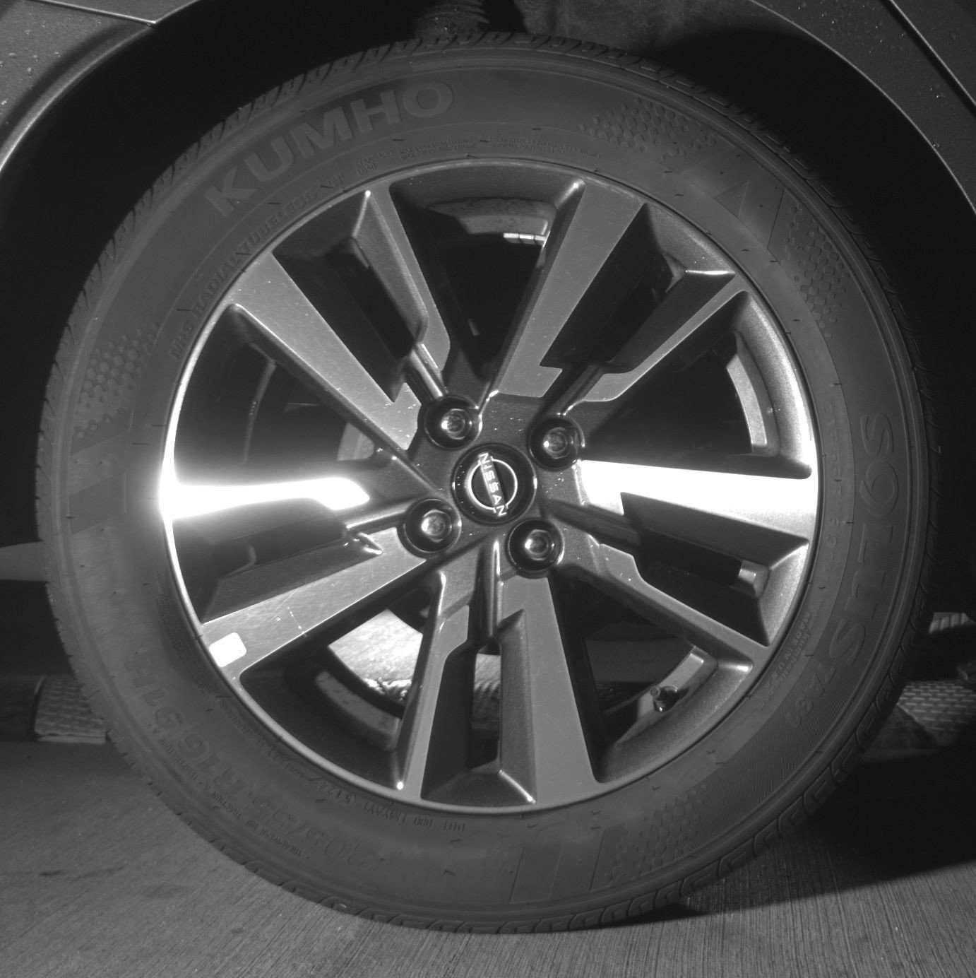 Used 2025 Nissan Versa SV image 15