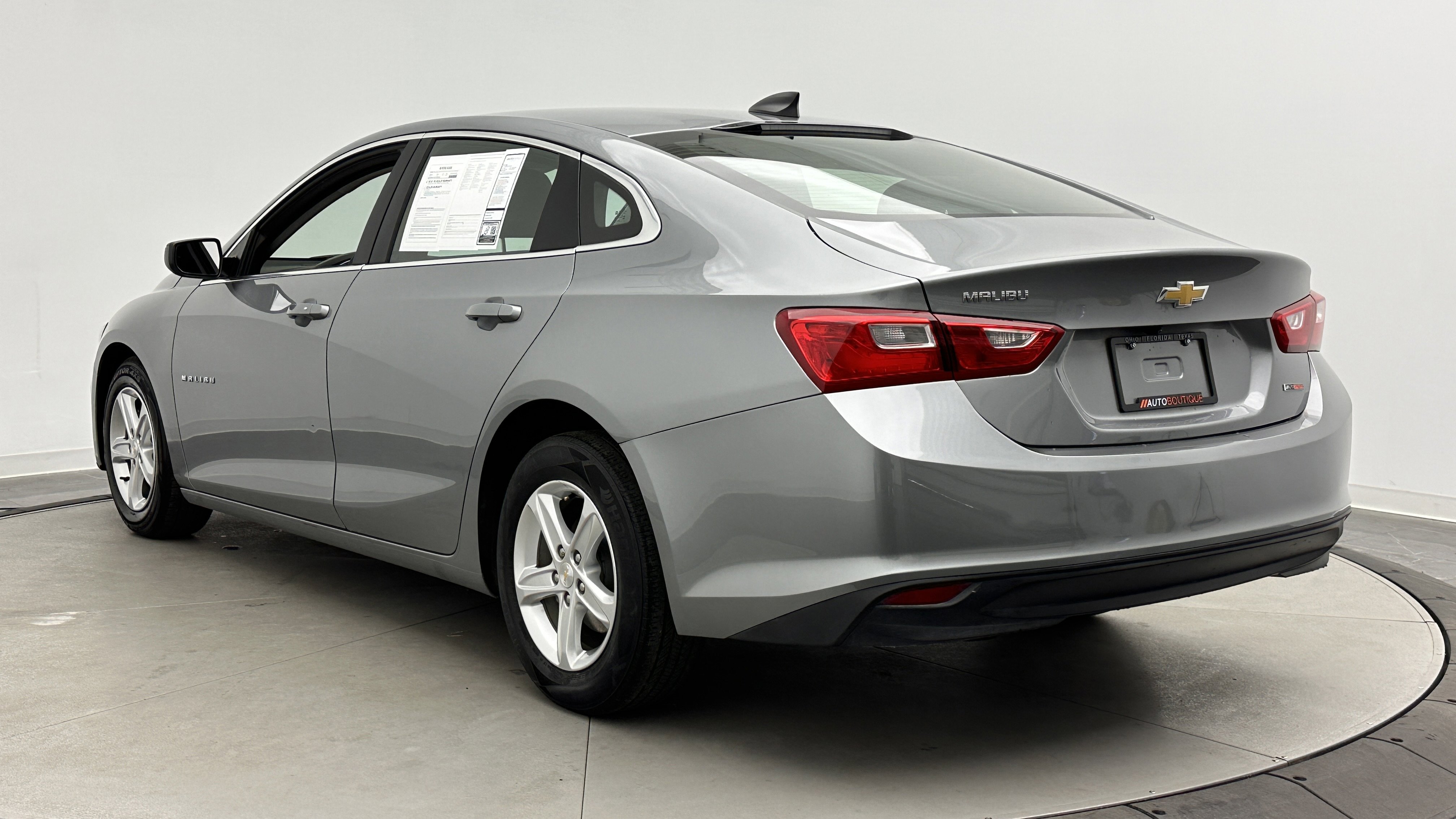 Used 2023 Chevrolet Malibu LS FWD image 5