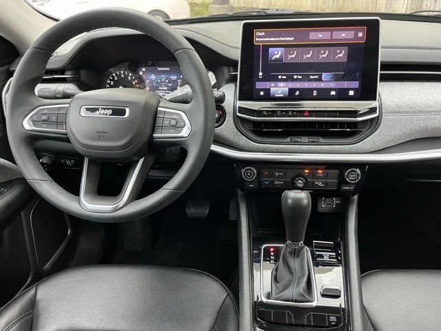 Used 2022 Jeep Compass Latitude AWD/4WD image 23