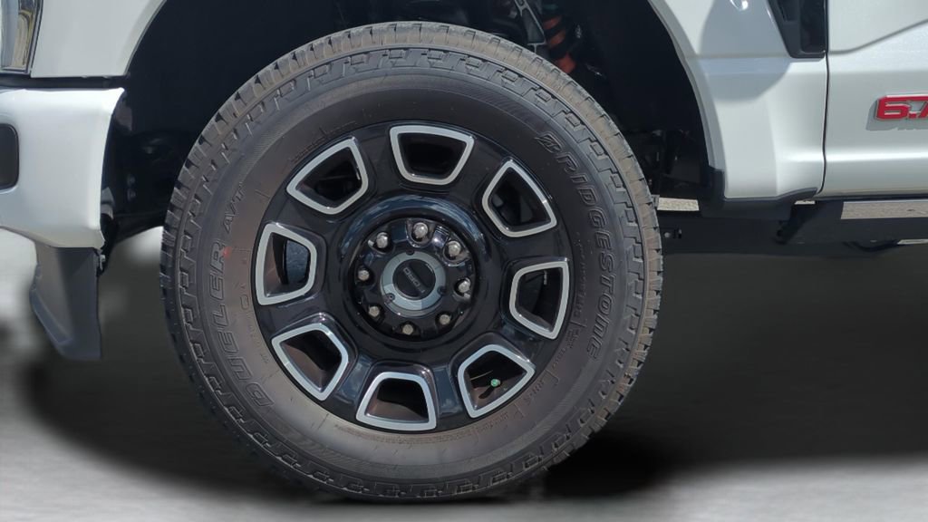 Used 2025 Ford F250 Platinum image 10