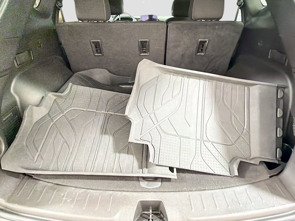 Used 2023 Chevrolet Blazer LT w/ LPO, Floor Liner Package FWD image 23