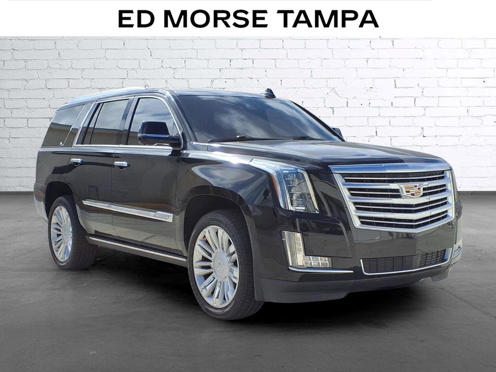 Used 2016 Cadillac Escalade Platinum image 5