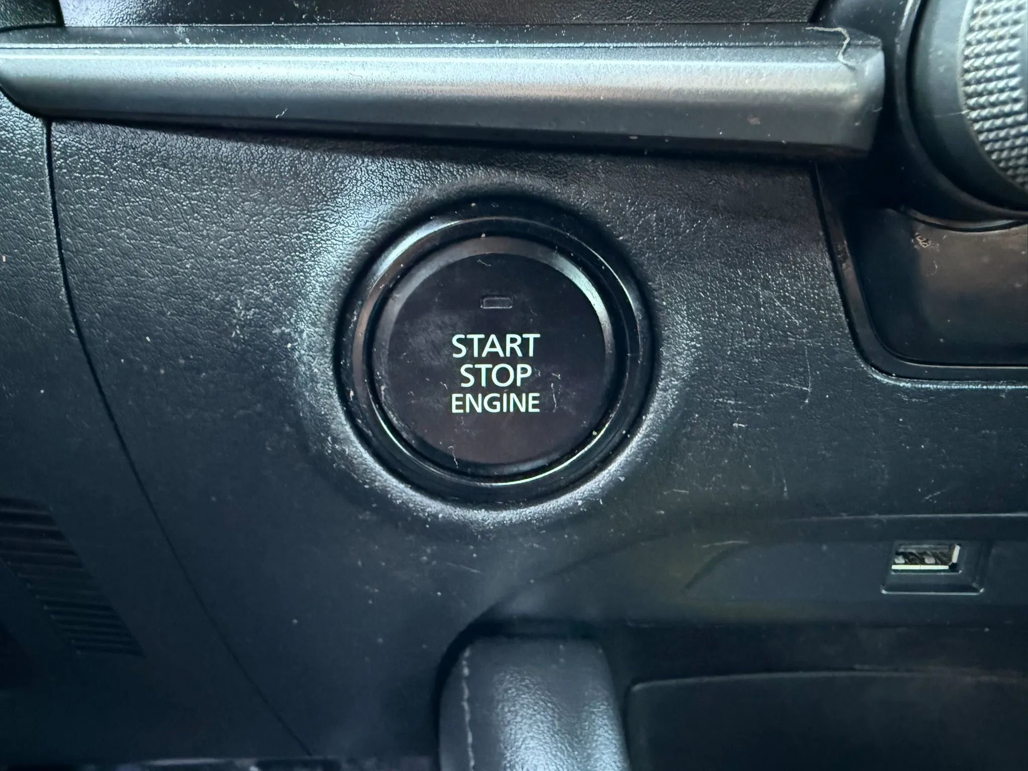 Used 2021 MAZDA MAZDA3 s image 28