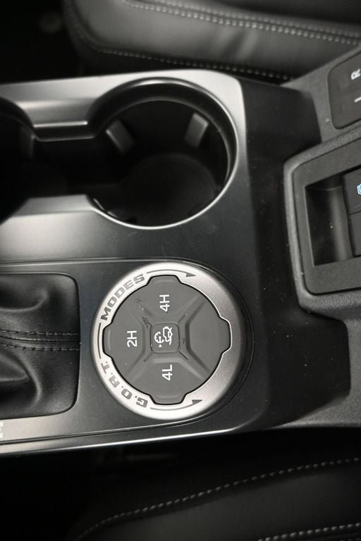 New 2026 Ford Bronco Outer Banks AWD/4WD image 18