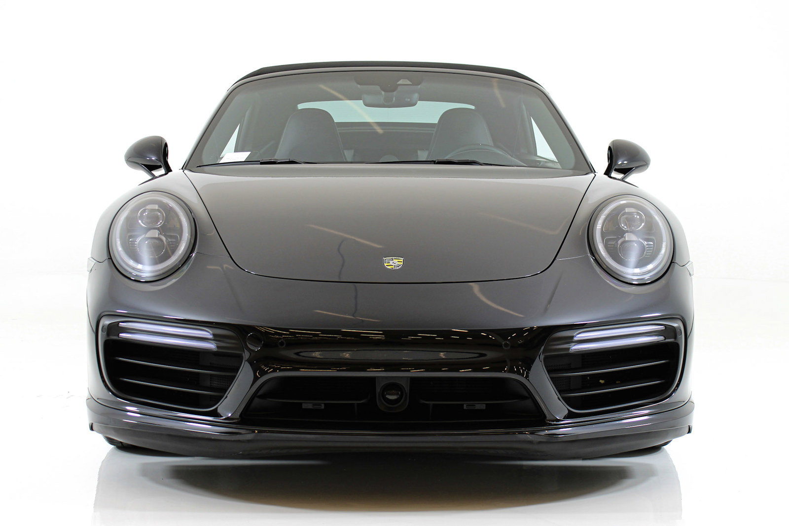 Used 2019 Porsche 911 Turbo S AWD/4WD image 18