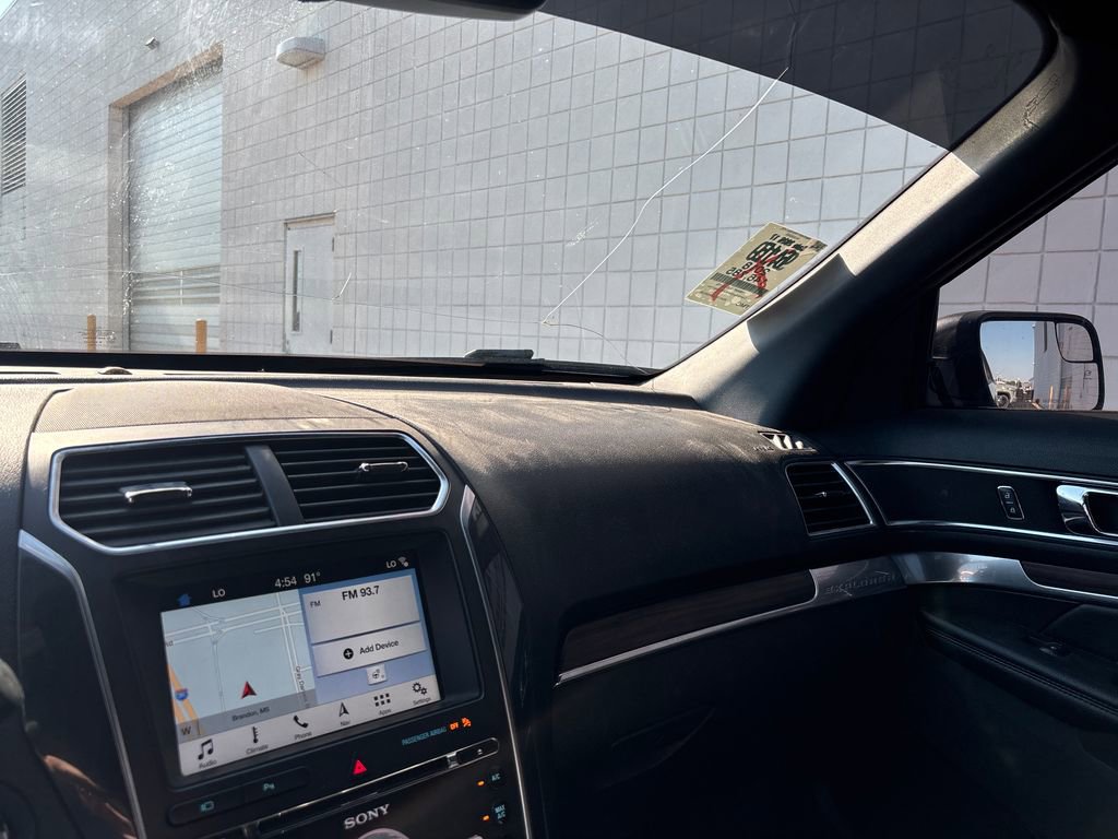 Used 2018 Ford Explorer Limited AWD/4WD image 15
