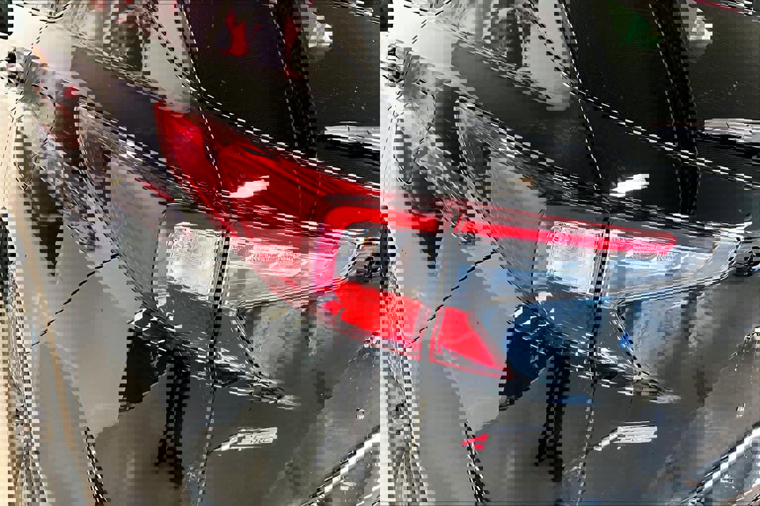 Certified 2025 Acura RDX A-Spec image 30