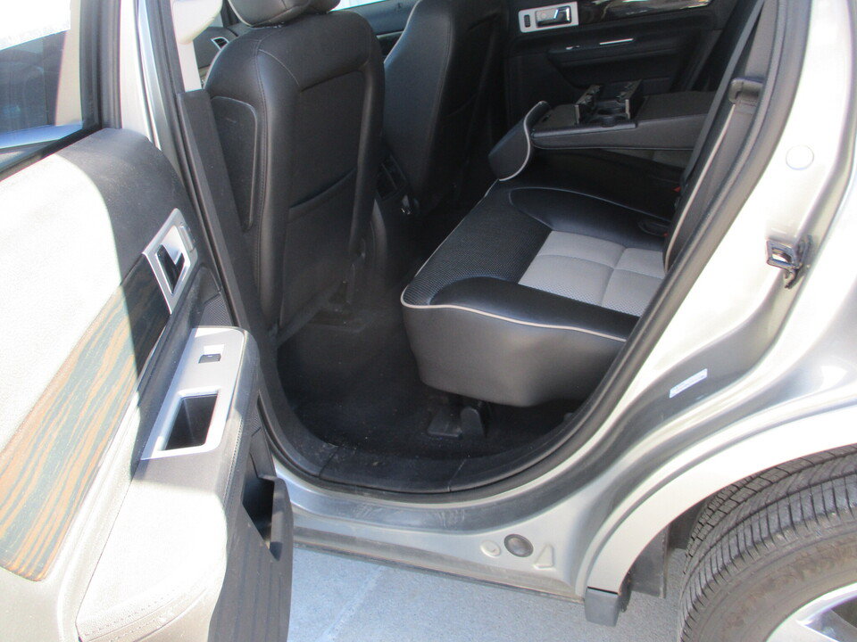 Used 2008 Lincoln MKX AWD image 24