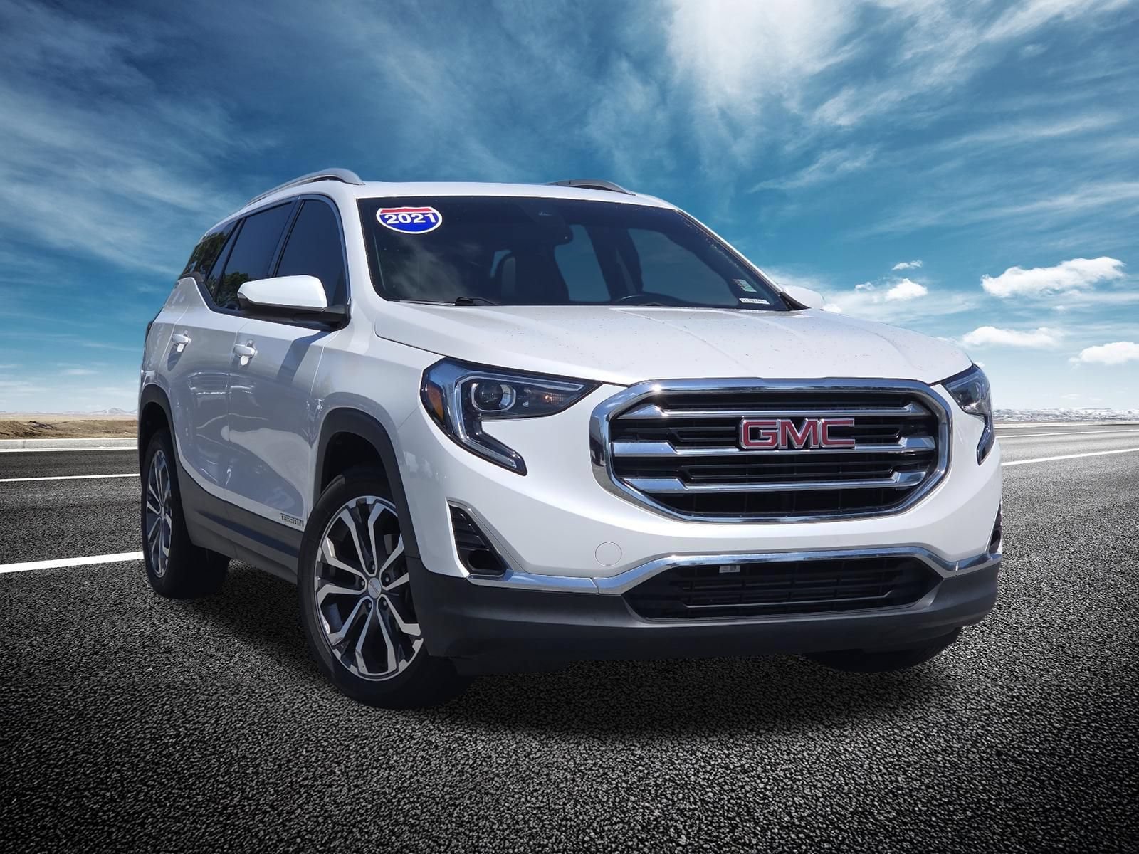 Used 2021 GMC Terrain SLT w/ LPO, Floor Liner Package FWD image 2