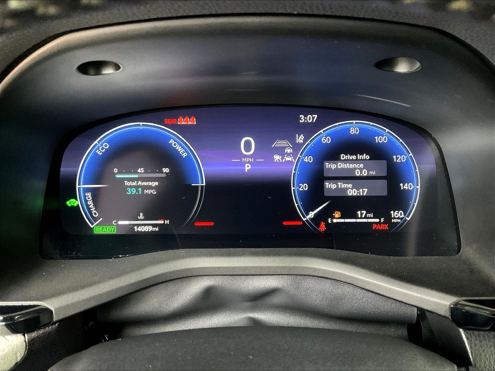Used 2025 Toyota Camry XLE AWD/4WD image 13